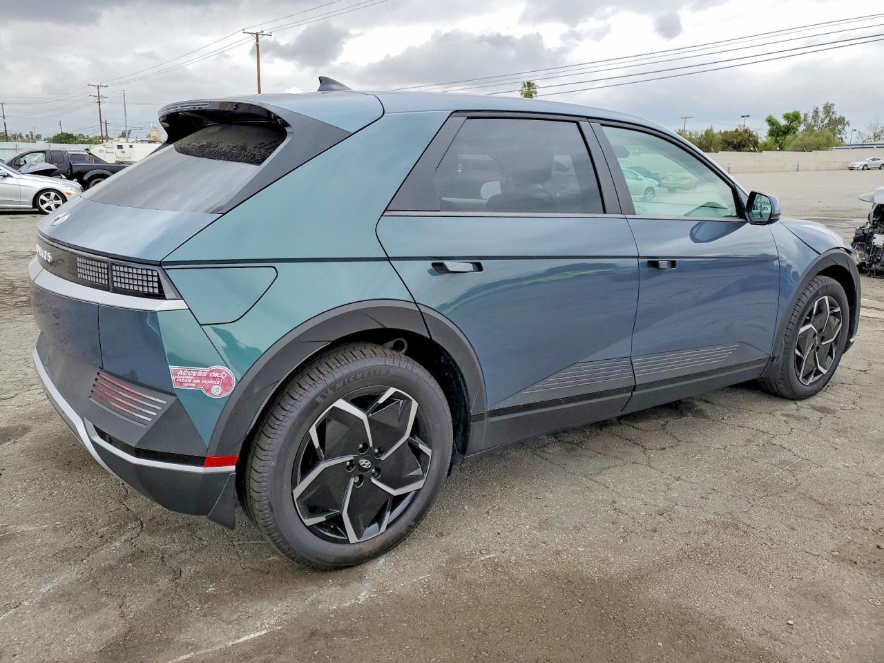 2024 Hyundai Ioniq 5 Se - Фото 3