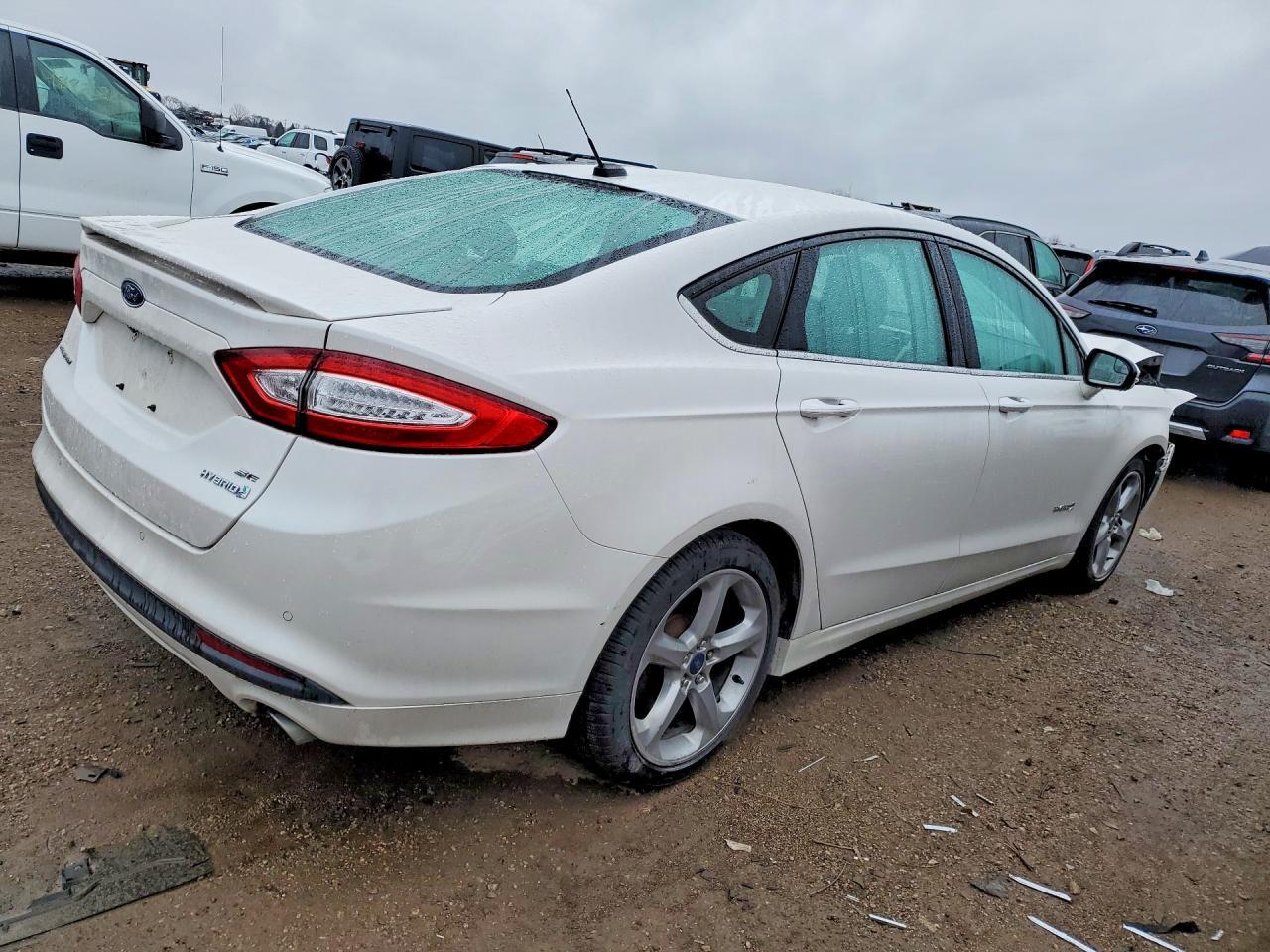 2013 Ford Fusion Se Hybrid - Image 3