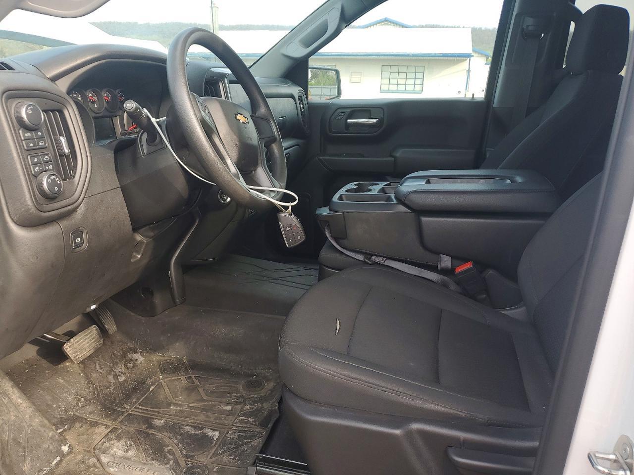 2024 Chevrolet Silverado K1500 - Image 7