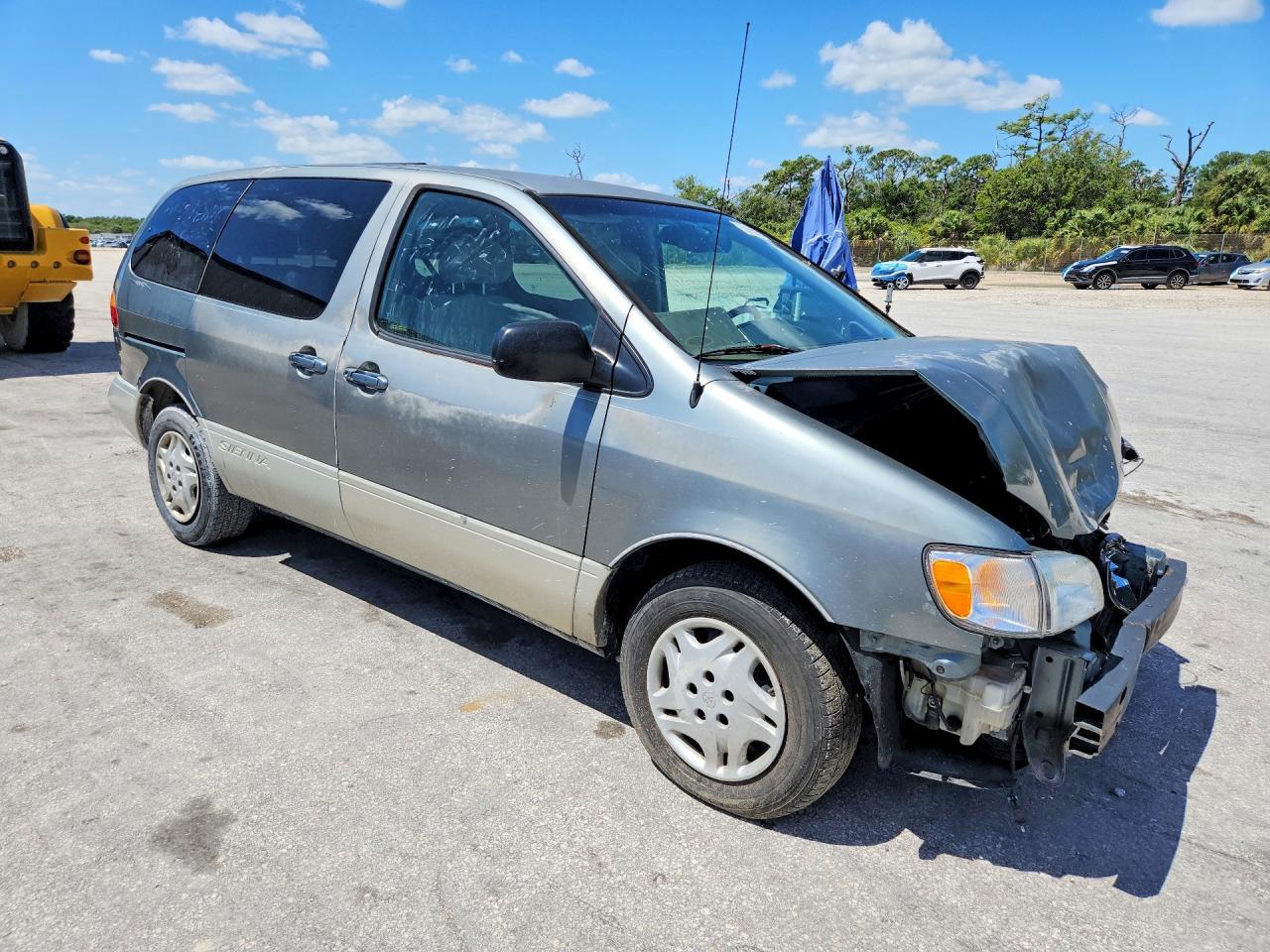 1999 Toyota Sienna Xle - Image 4