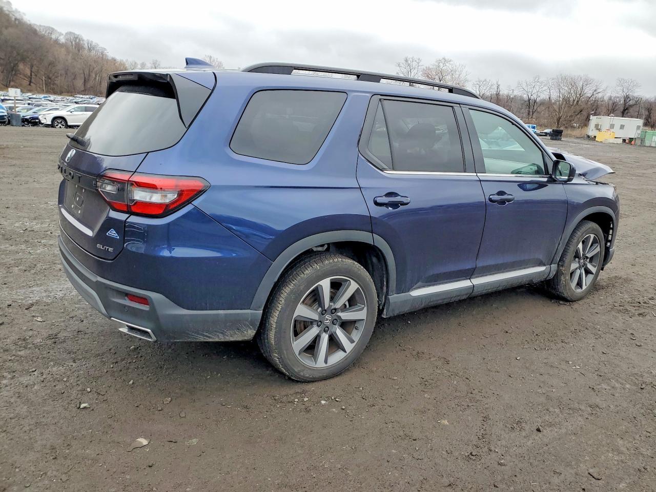 2025 Honda Pilot Elite - Фото 3