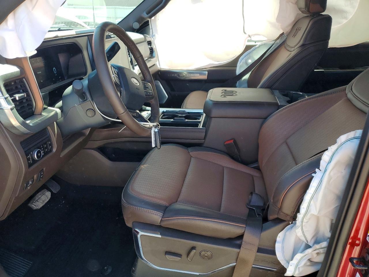 2026 Ford F250 Super Duty - Фото 7