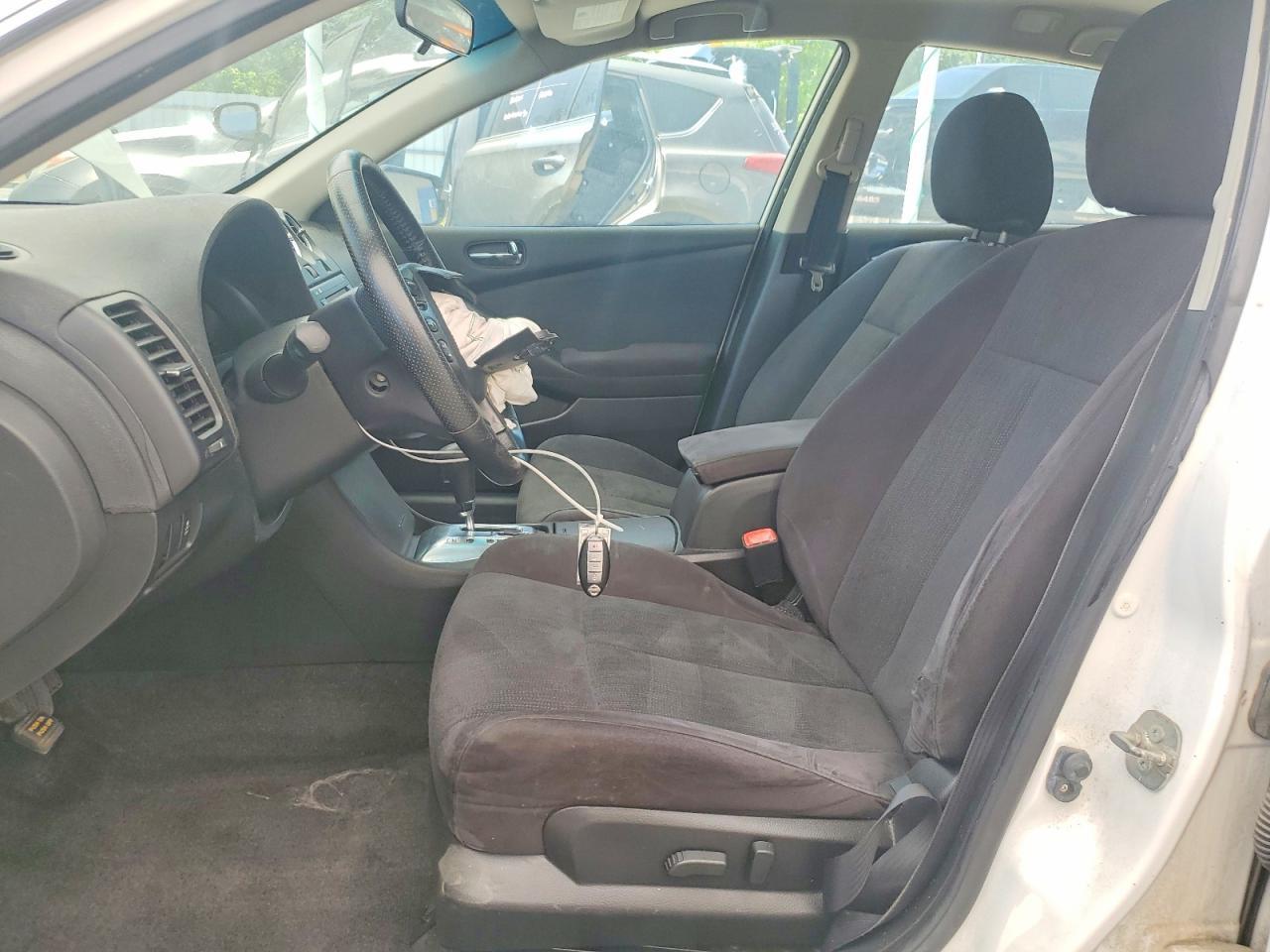 2012 Nissan Altima 2.5 - Фото 7