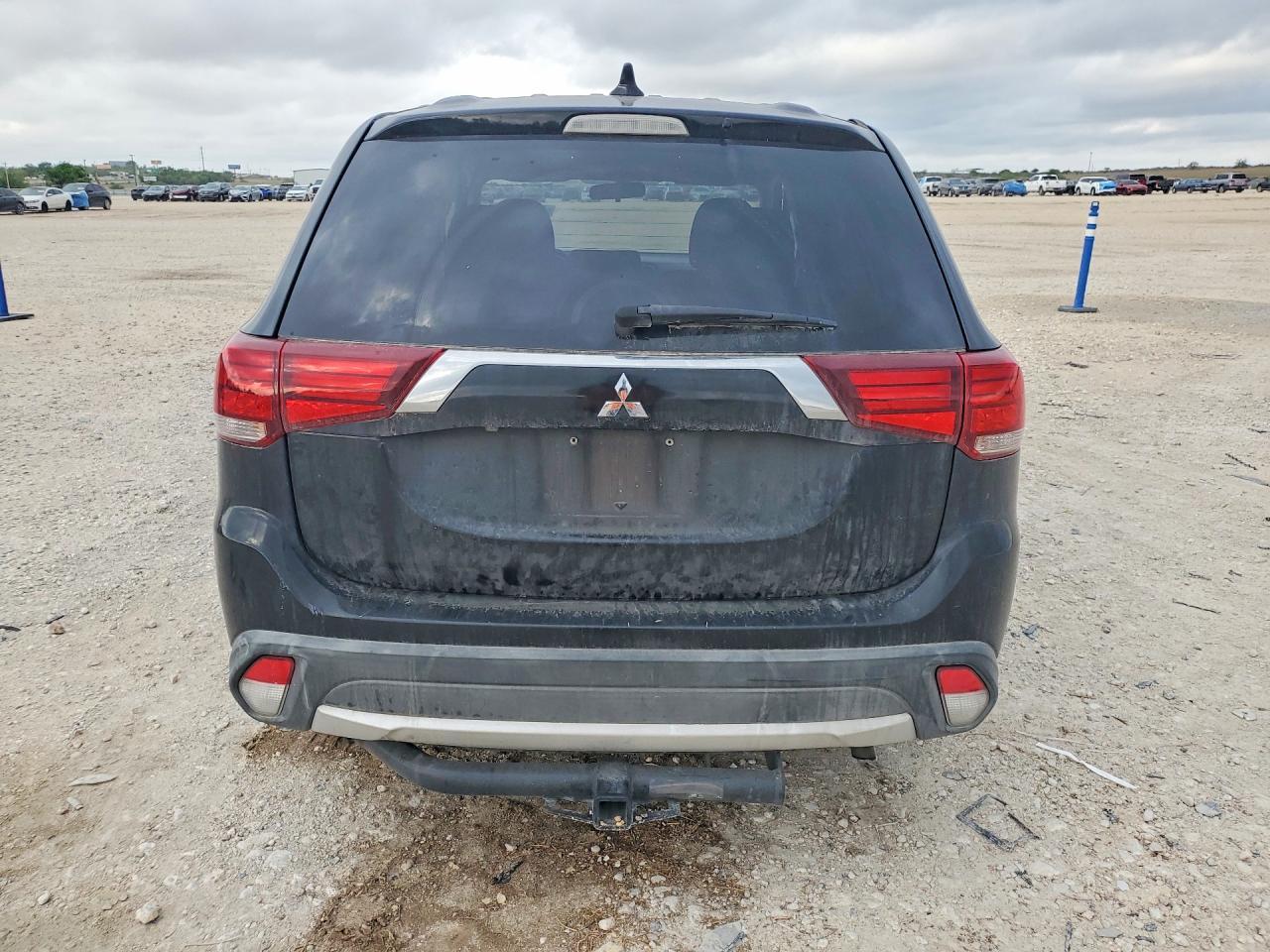 2018 Mitsubishi Outlander Se - Фото 6