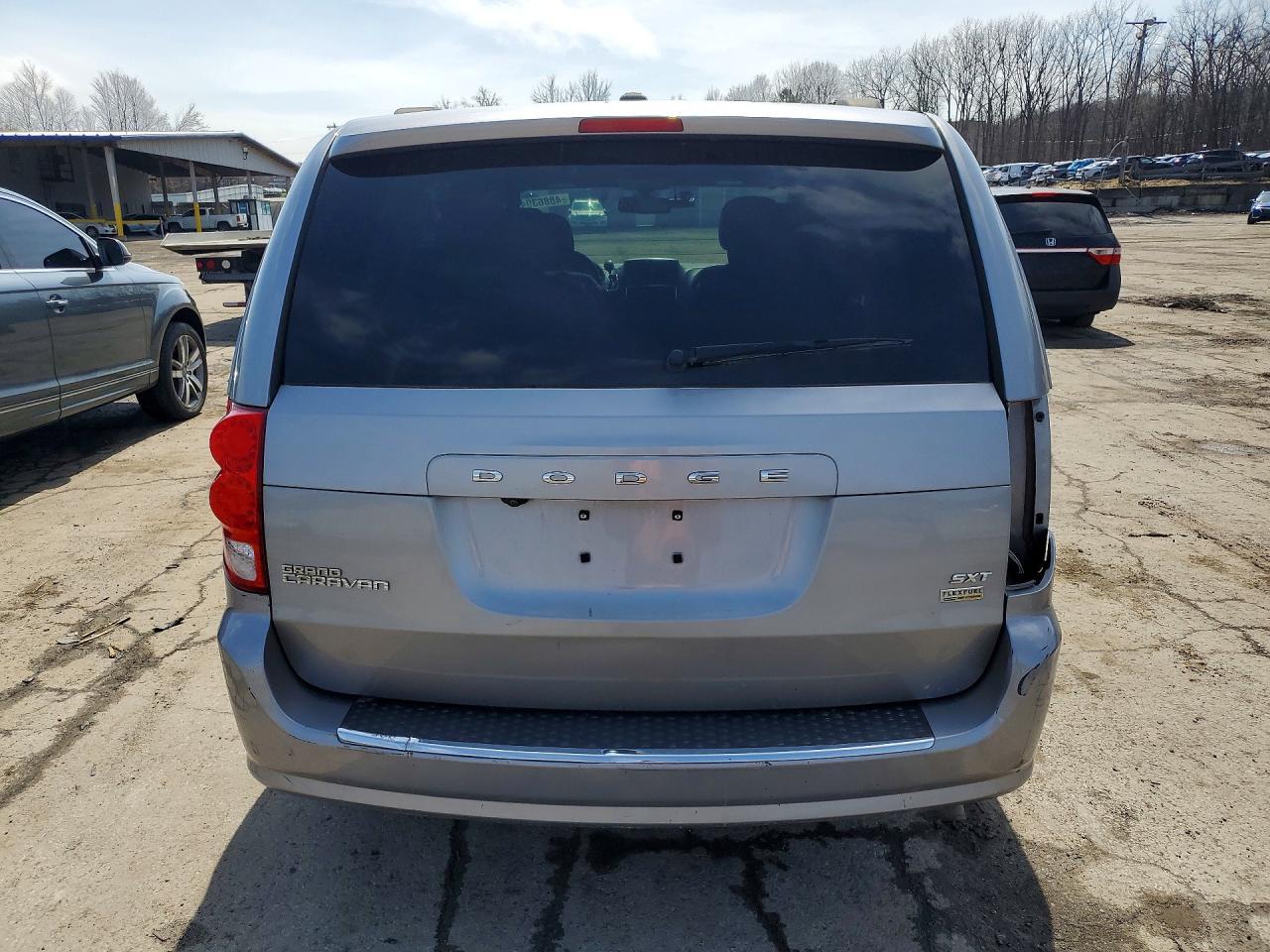 2019 Dodge Grand Caravan Sxt - Фото 6