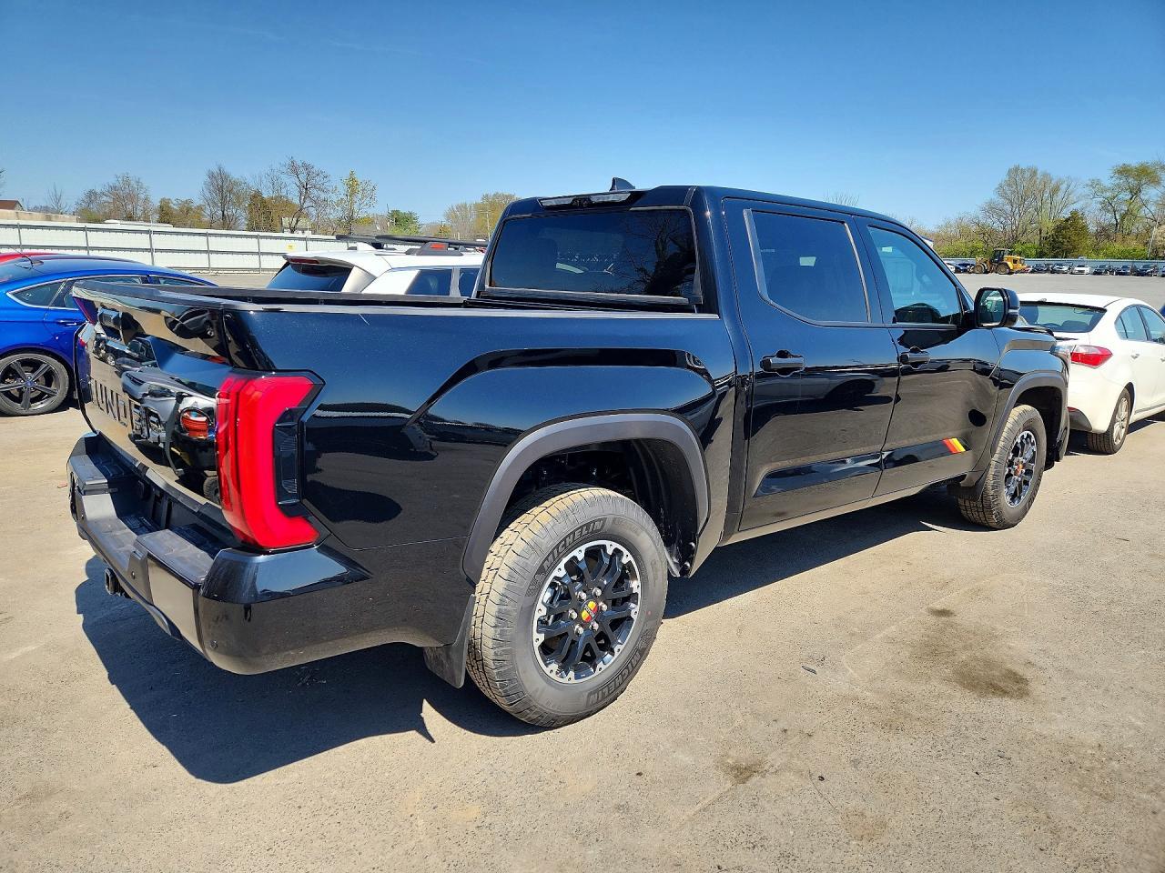 2025 Toyota Tundra Trd Pro - Фото 3