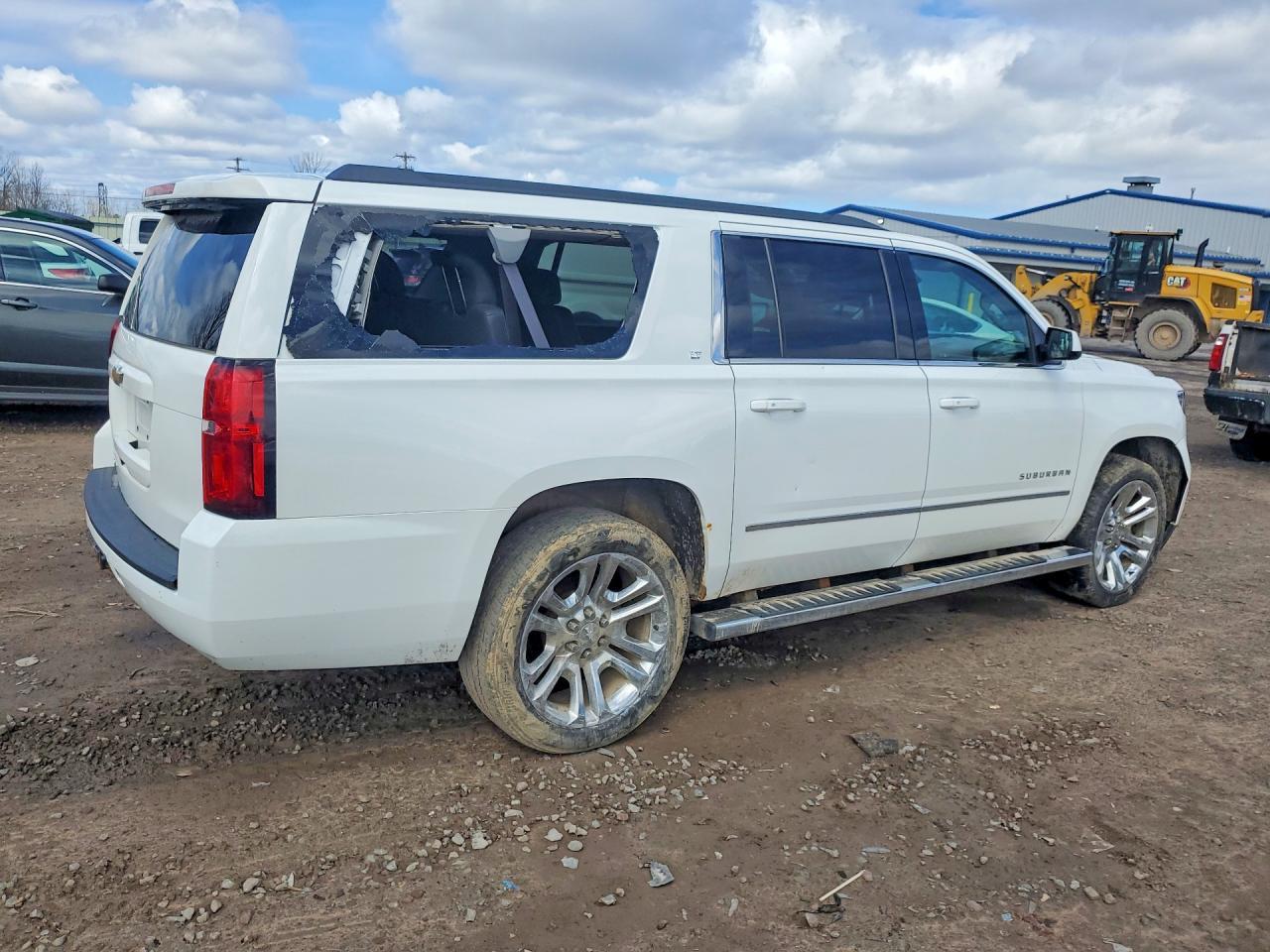 2017 Chevrolet Suburban K1500 Lt - Фото 3