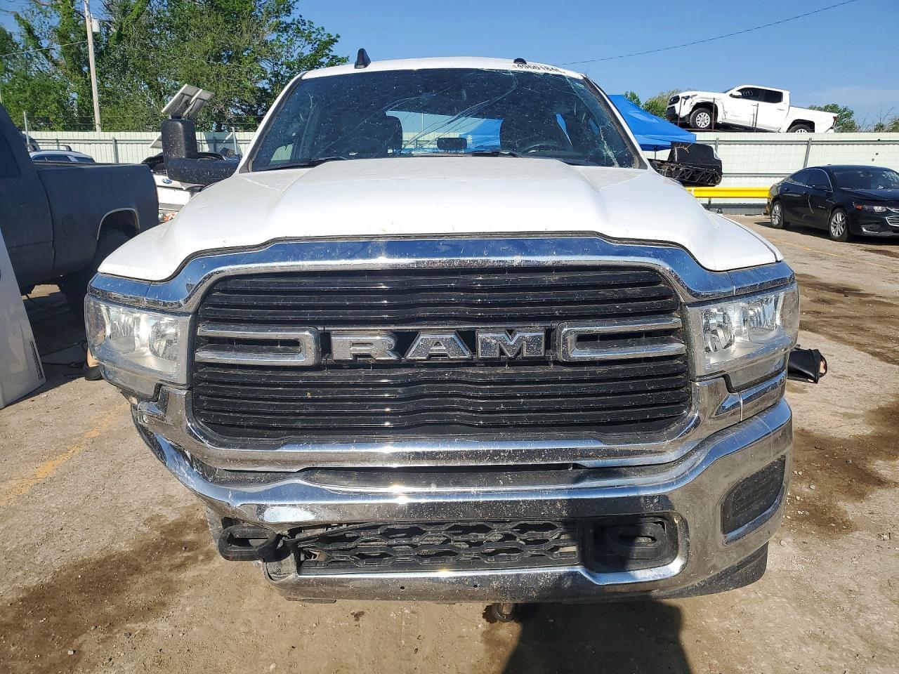 2021 Ram 3500 Big Horn - Фото 5