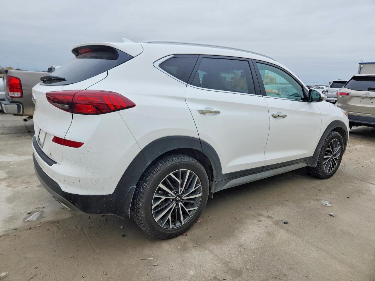 2021 Hyundai Tucson Limited - Фото 3