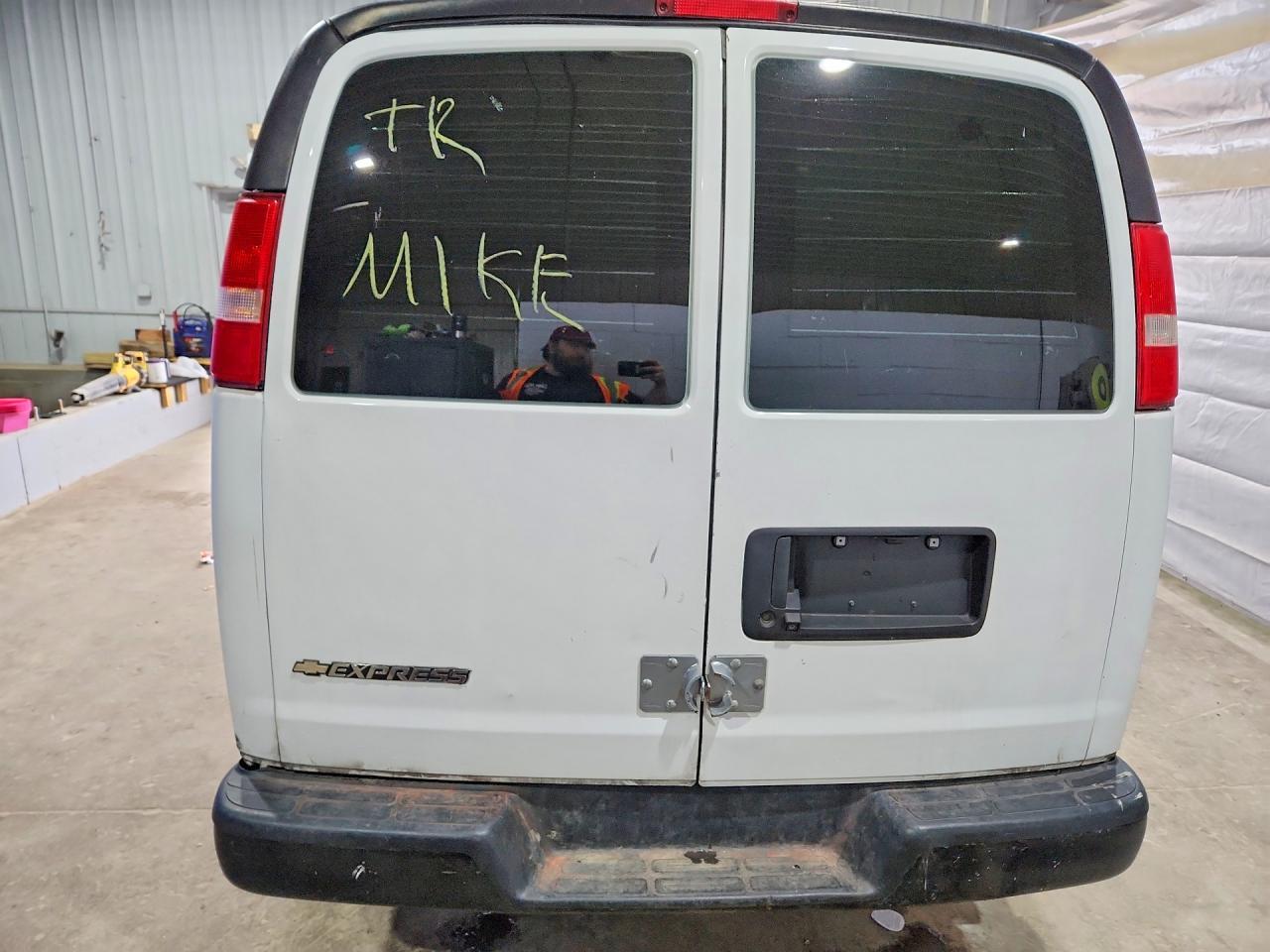 2019 Chev Express G2500 - Image 6