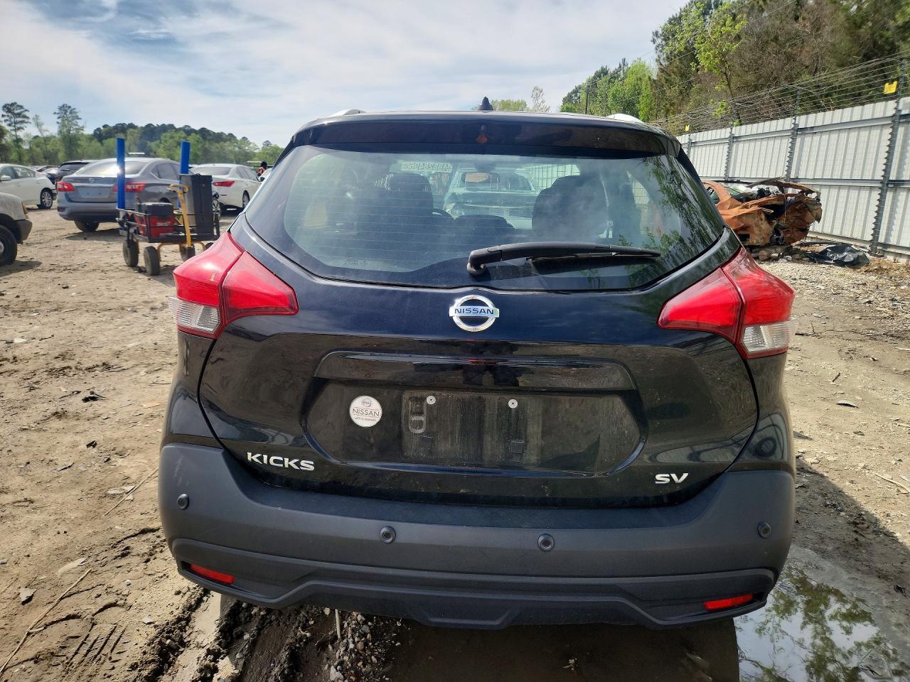 2020 Nissan Kicks Sv - Image 6