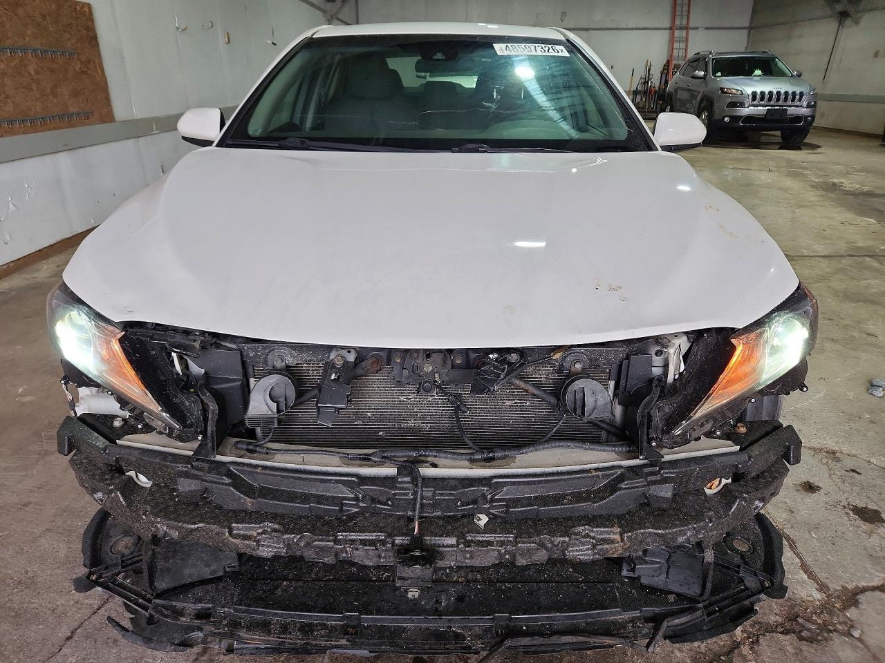 2018 Toyota Camry Le - Фото 5