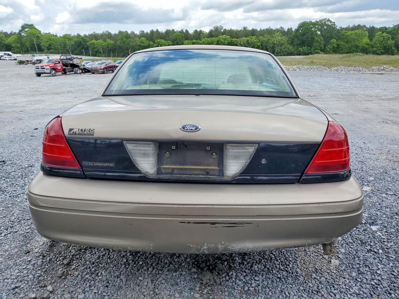 2008 Ford Crown Victoria Police Interceptor - Image 6