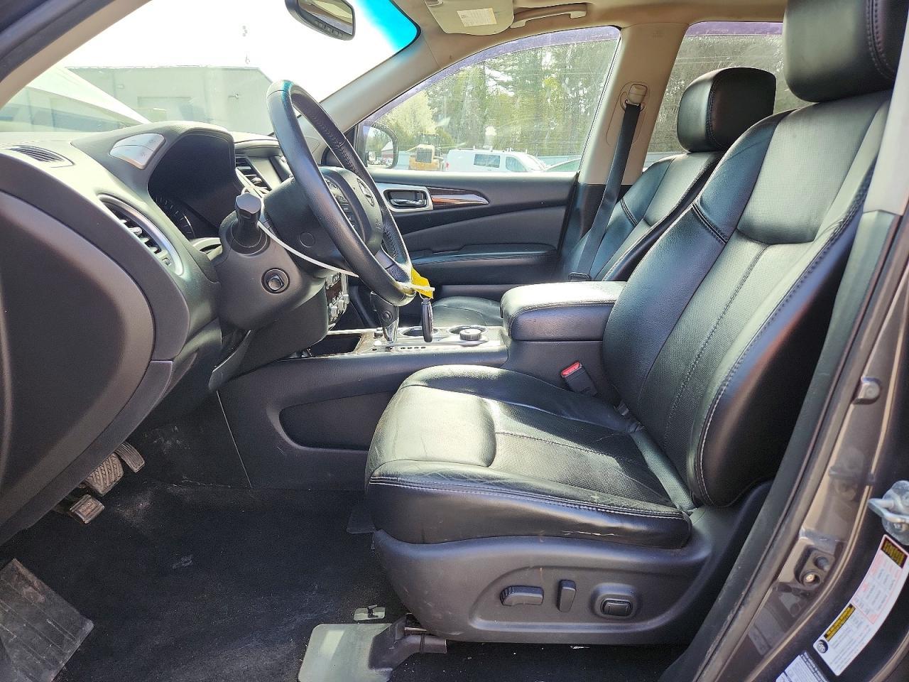 2013 Nissan Pathfinder S - Image 7