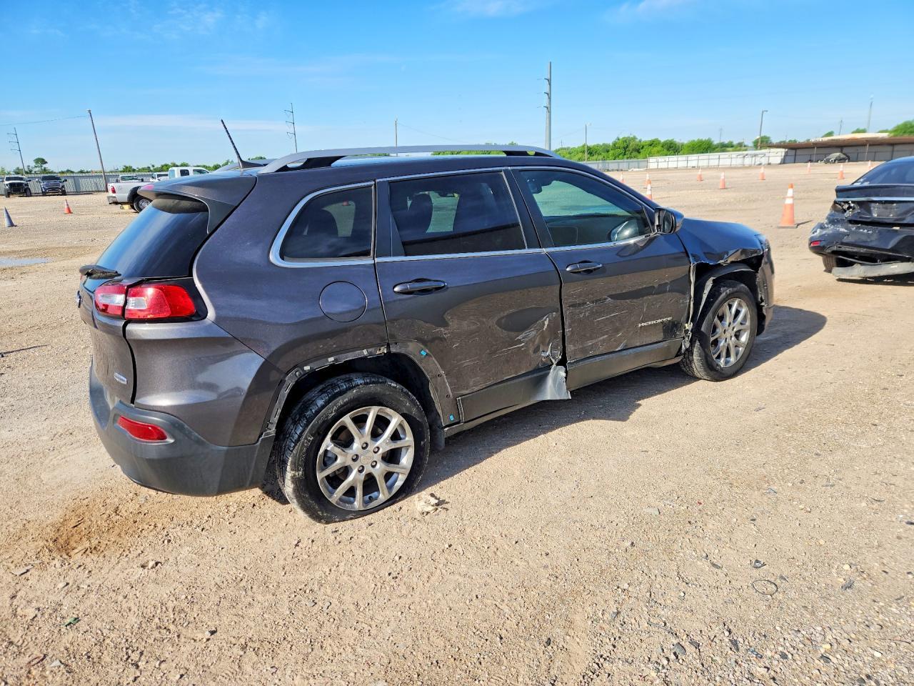 2017 Jeep Cherokee Latitude - Фото 4