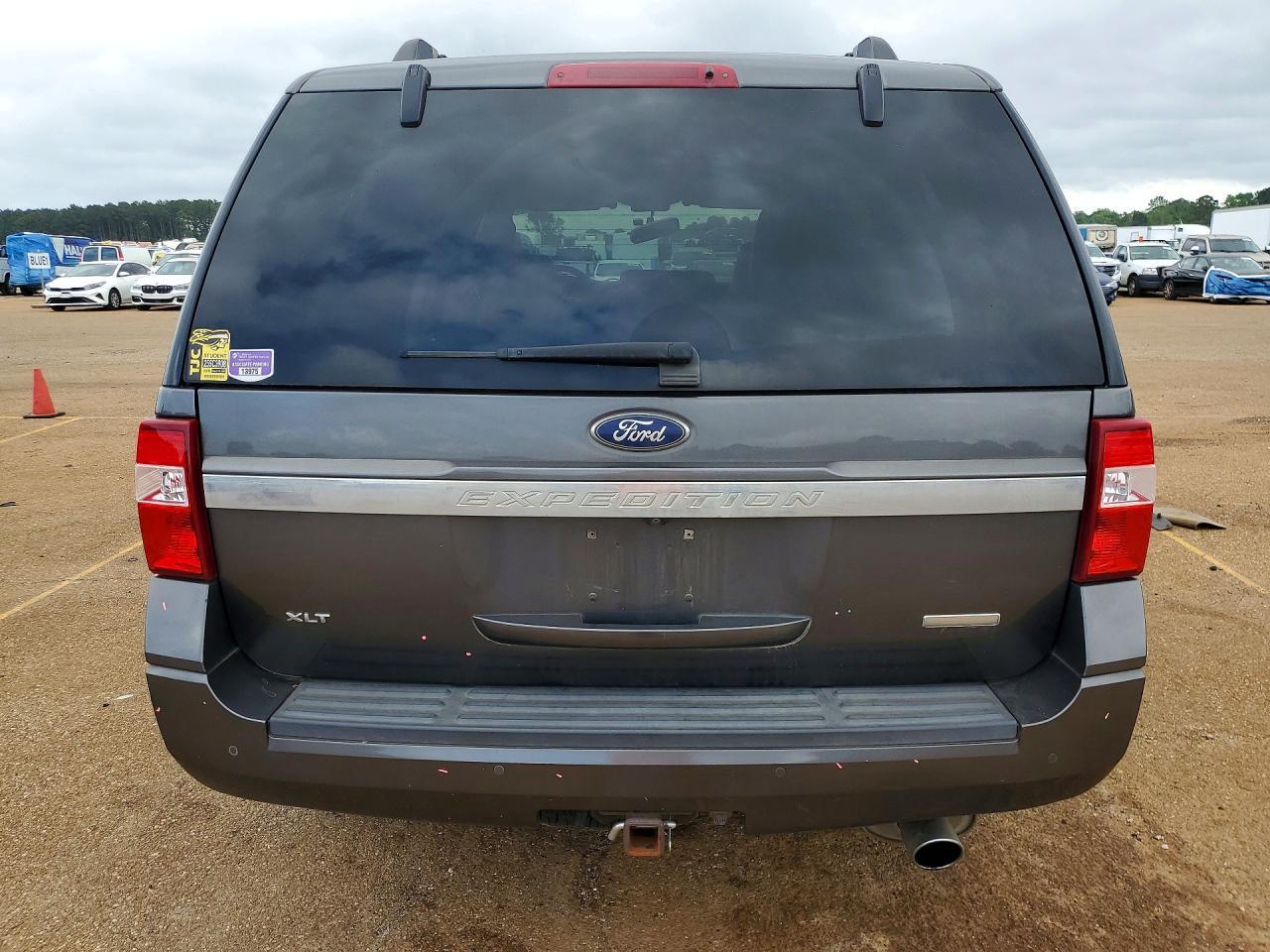 2017 Ford Expedition Xlt - Фото 6