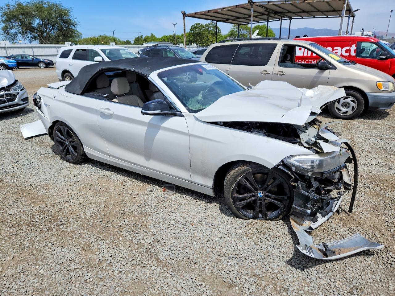 2015 BMW 228 Xi - Image 4
