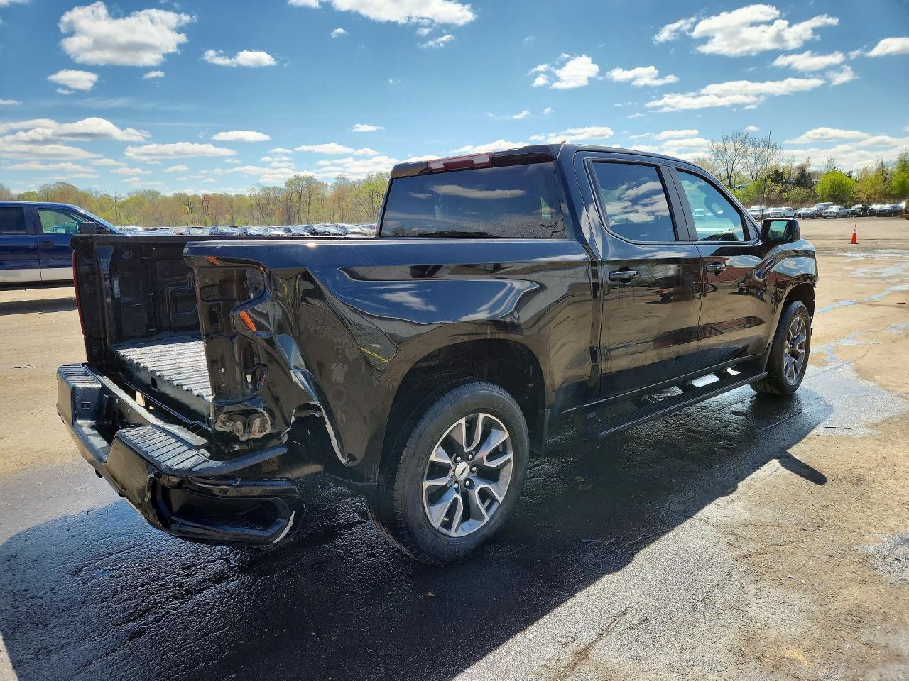 2021 Chevrolet Silverado K1500 Rst - Фото 3