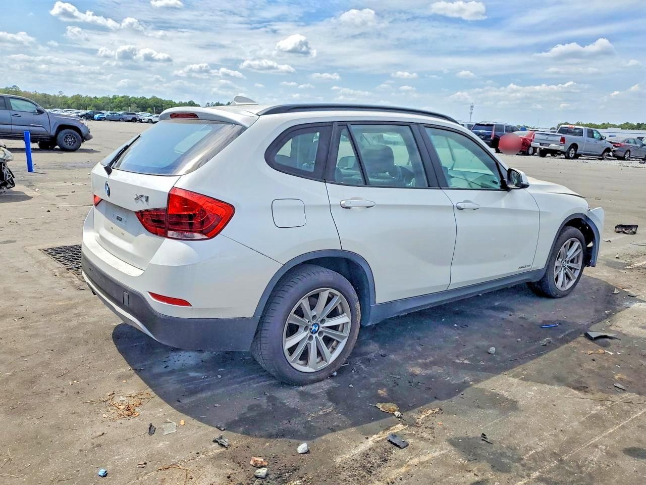 2013 BMW X1 xDrive28I - Фото 3