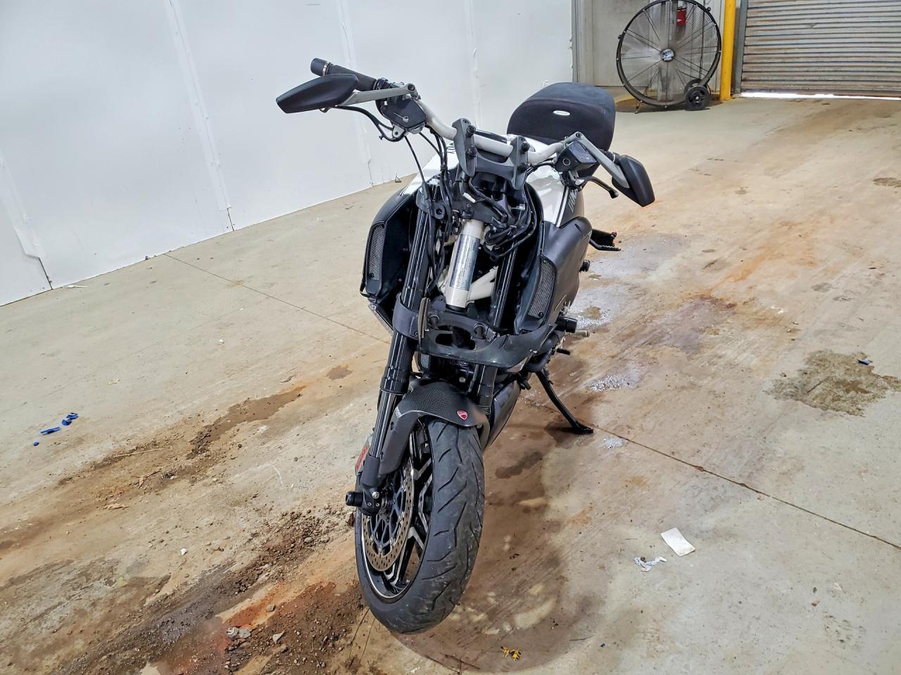 2013 Ducati Diavel - Фото 2