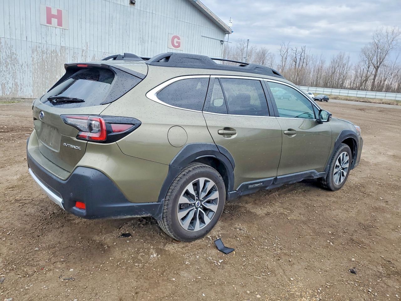 2023 Subaru Outback Limited - Image 3