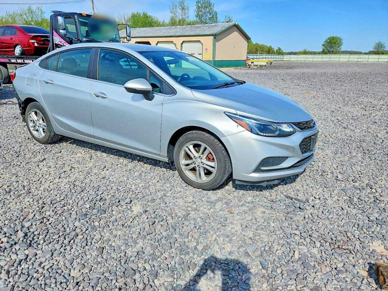 2017 Chevrolet Cruze Lt - Фото 4