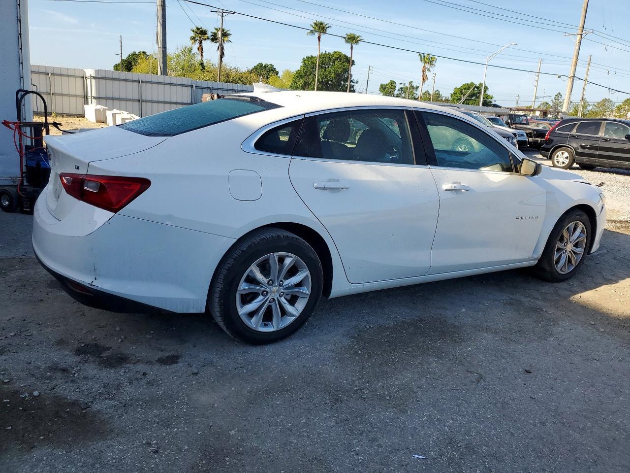 2023 Chevrolet Malibu Lt - Фото 3