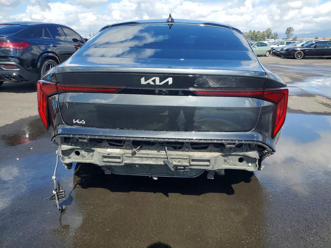 2025 Kia K4 Lxs - Image 6
