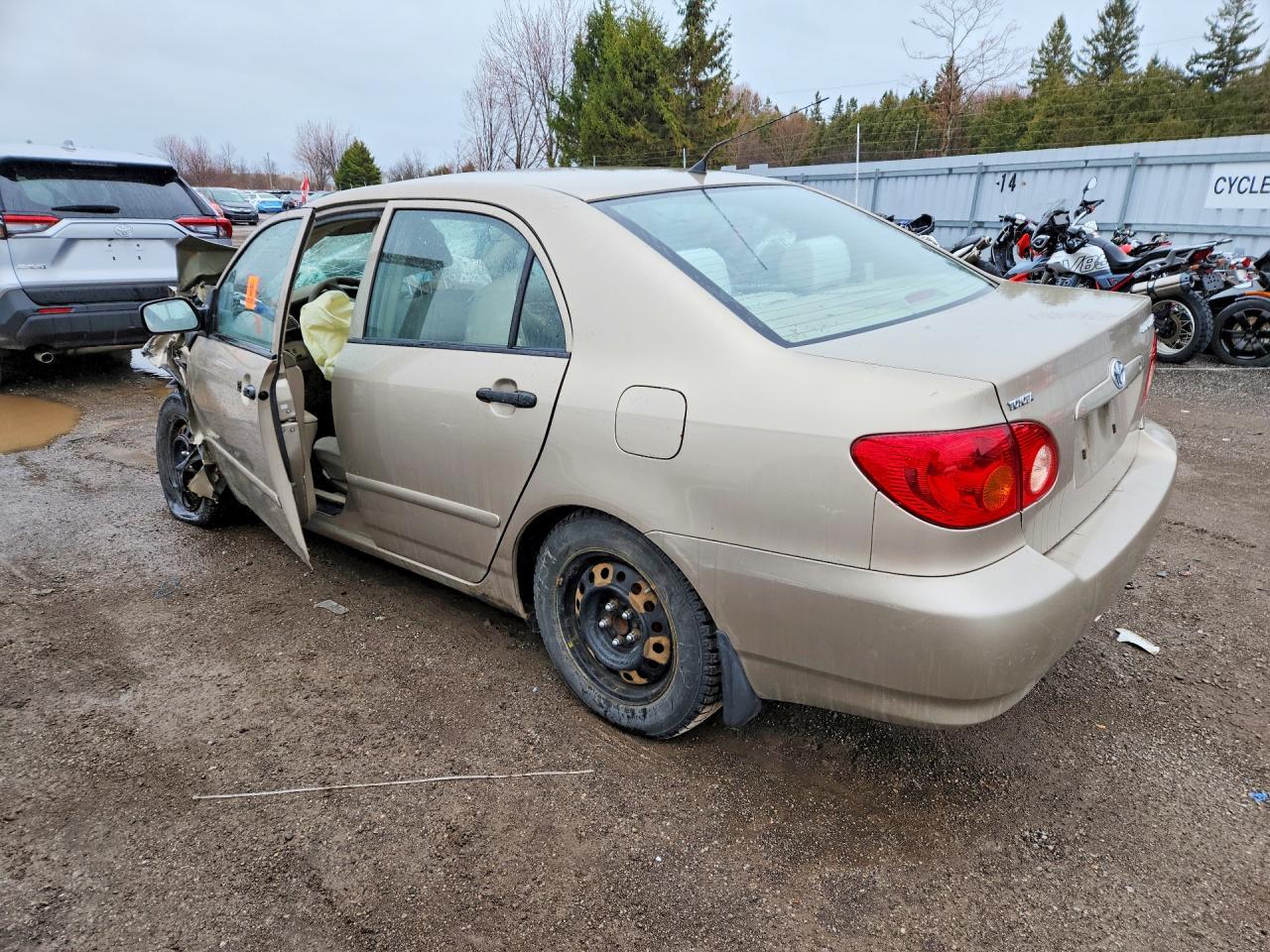 2004 Toyota Corolla Ce - Фото 2