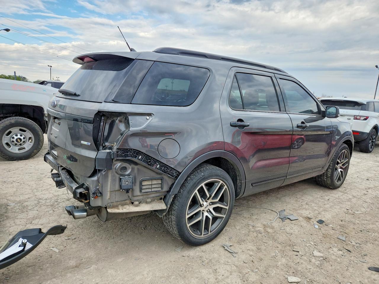 2018 Ford Explorer - Фото 3