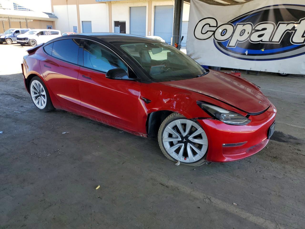 2021 Tesla Model 3 - Фото 4