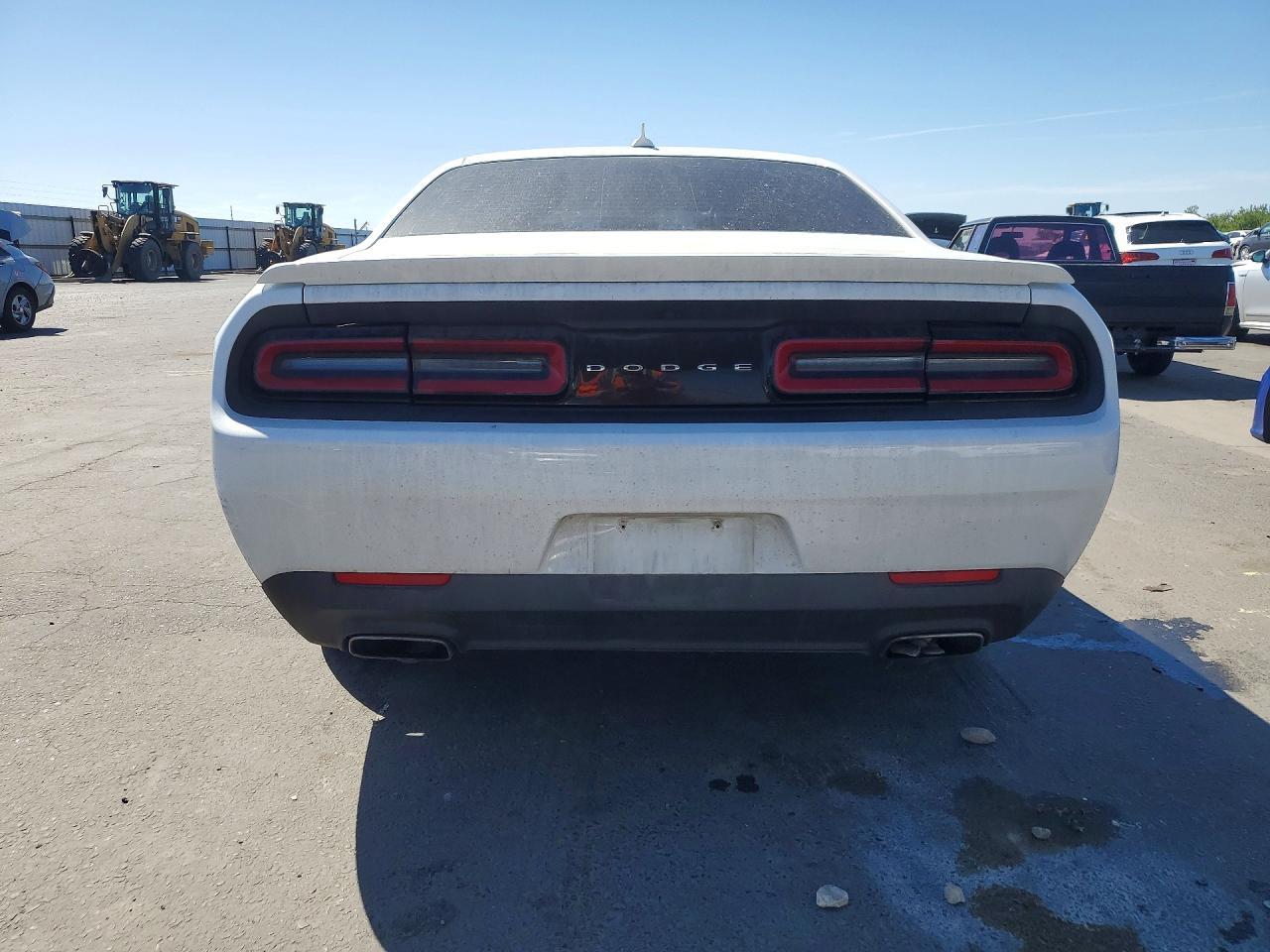 2016 Dodge Challenger Sxt - Image 6