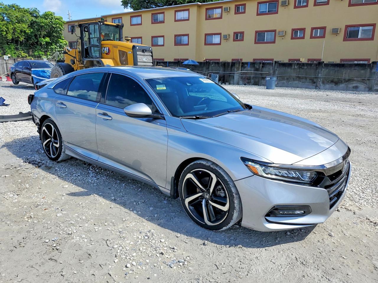 2020 Honda Accord Sport - Image 4