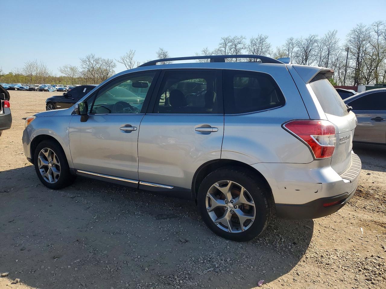 2016 Subaru Forester 2.5I Touring - Фото 2