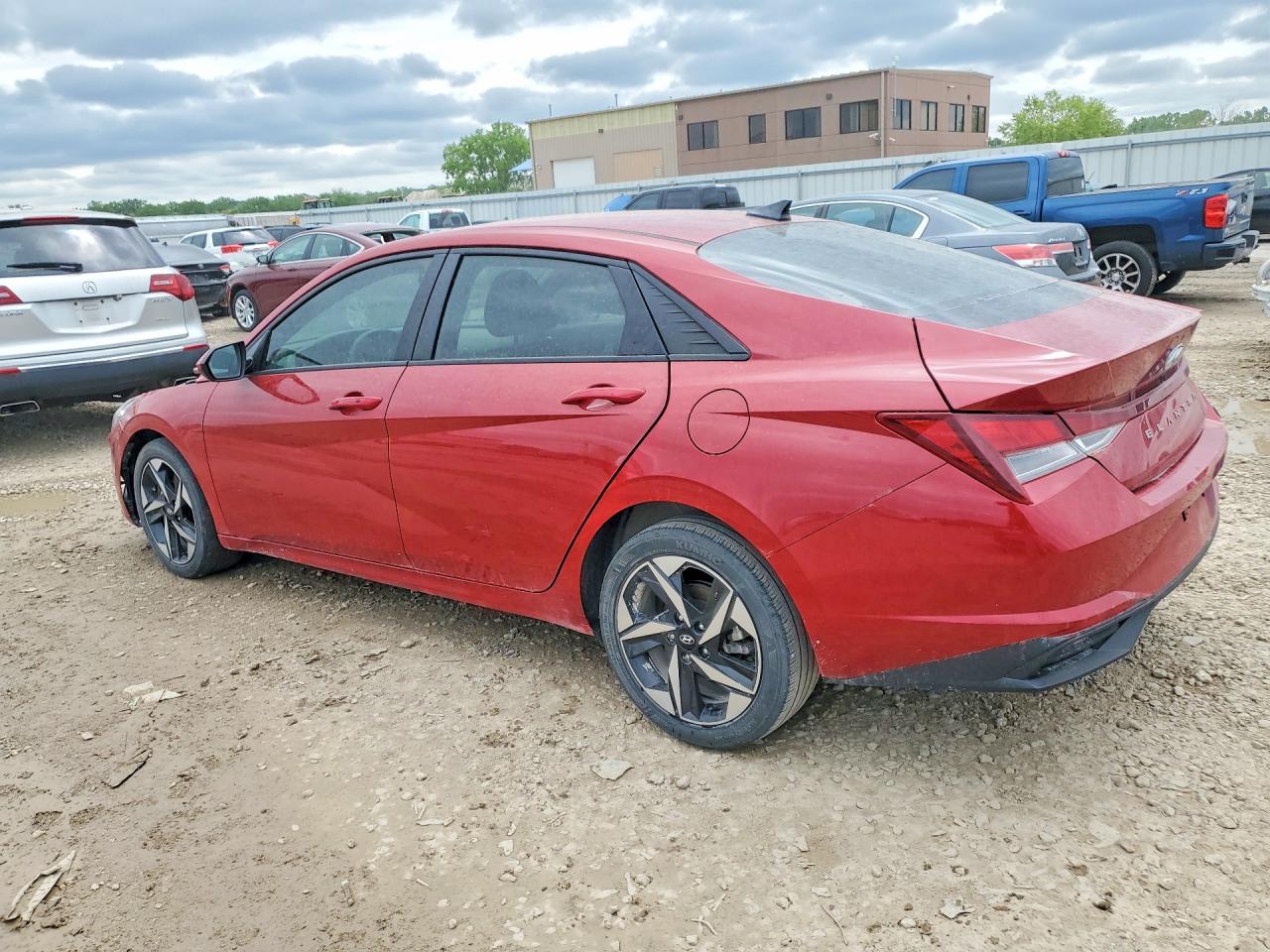 2023 Hyundai Elantra Sel - Фото 2