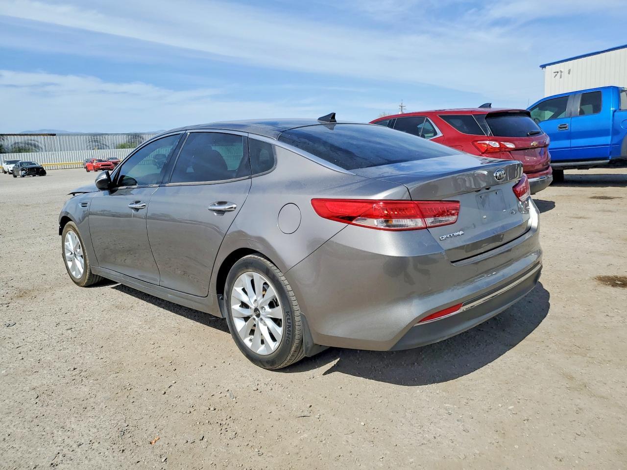 2017 Kia Optima Ex - Фото 2