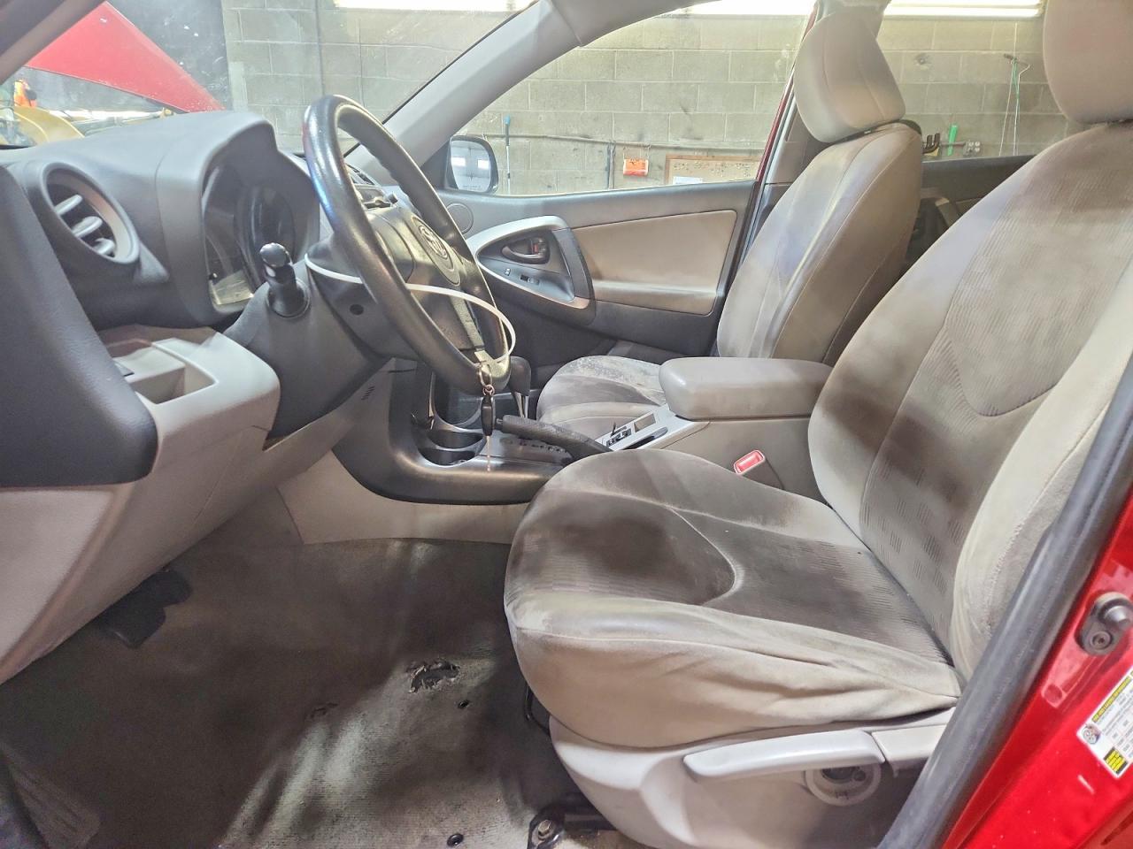 2011 Toyota Rav4 Base - Фото 7
