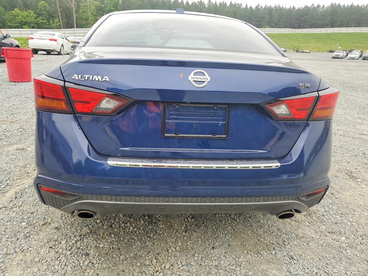 2021 Nissan Altima Sr - Фото 6
