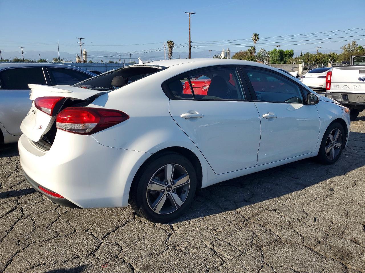 2018 Kia Forte S - Image 3