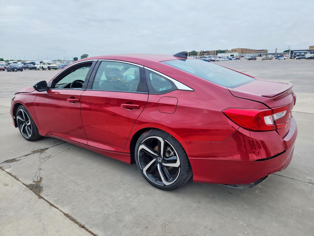 2022 Honda Accord Hybrid Sport - Image 2