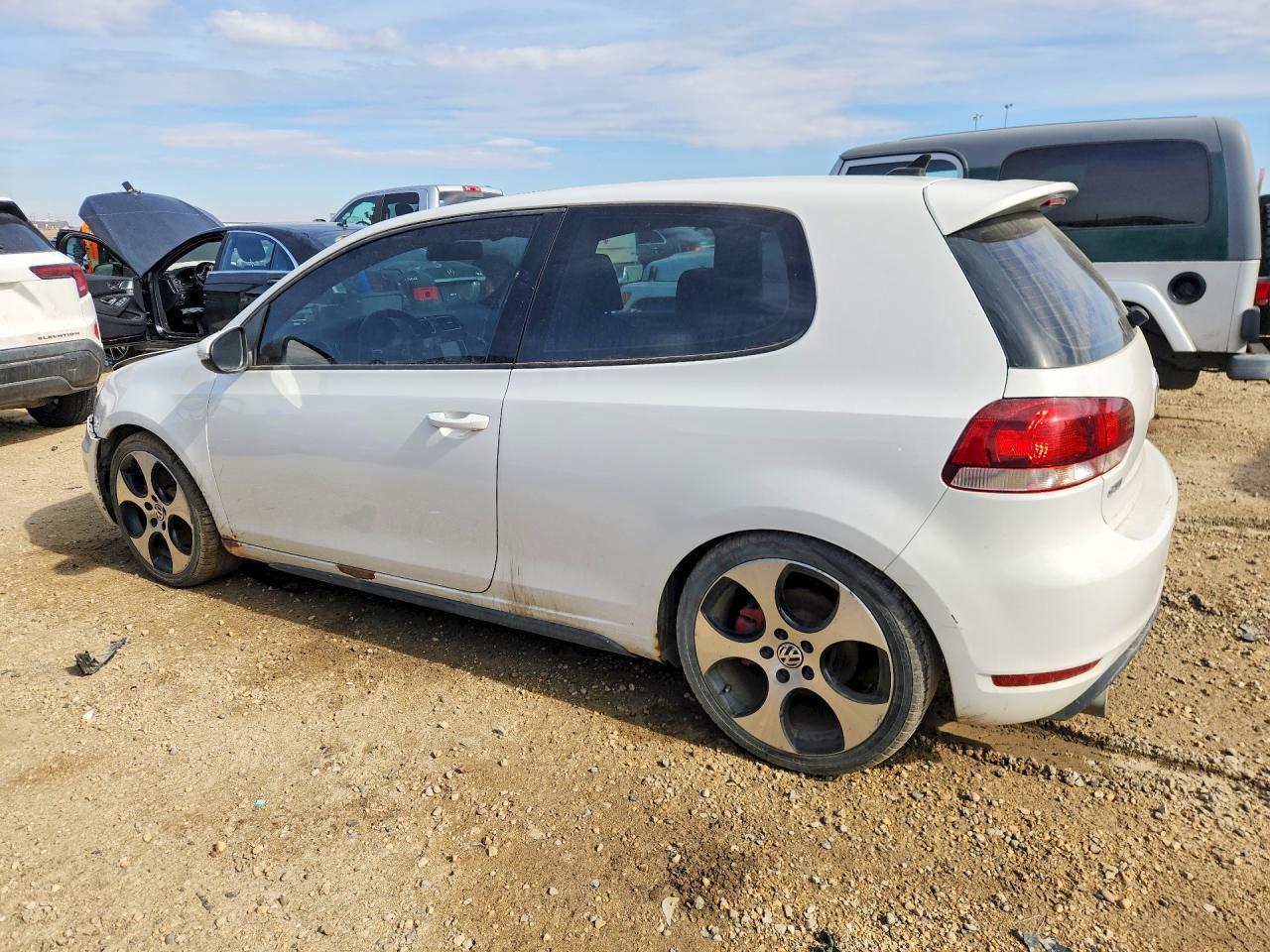 2010 Volkswagen Gti - Image 2