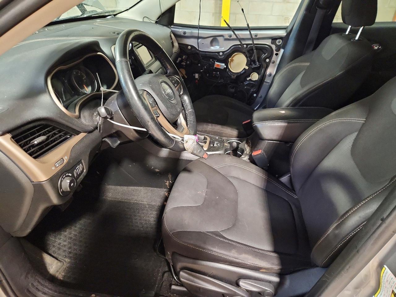 2016 Jeep Cherokee Latitude - Фото 7