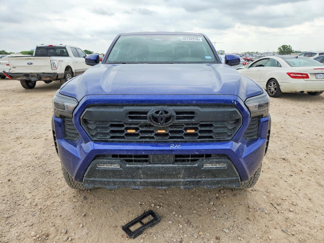 2025 Toyota Tacoma Trd Off-Road - Image 5