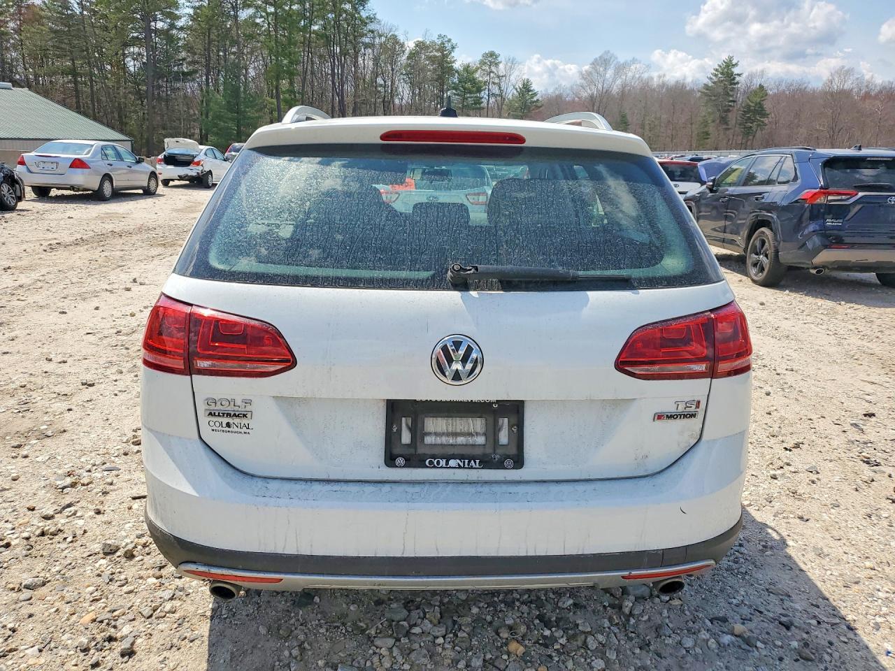 2017 Volkswagen Golf Alltrack S - Image 6