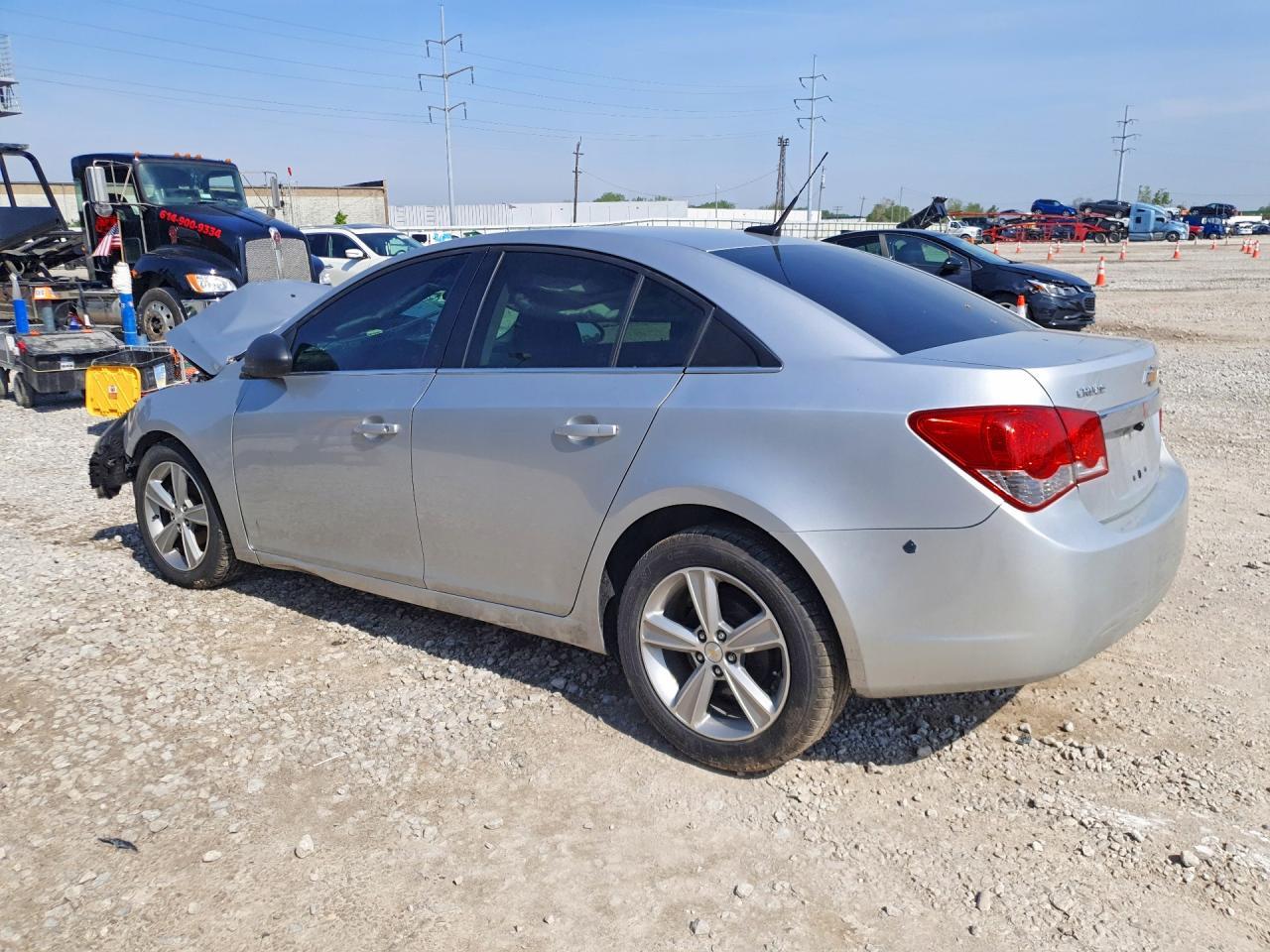 2012 Chevrolet Cruze Ls - Фото 2