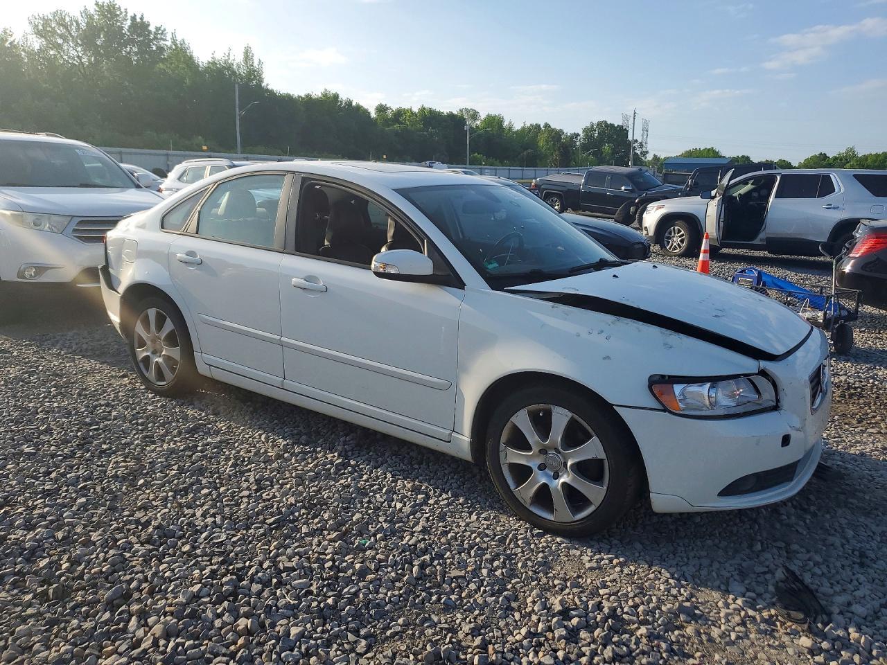 2011 Volvo S40 T5 - Image 4