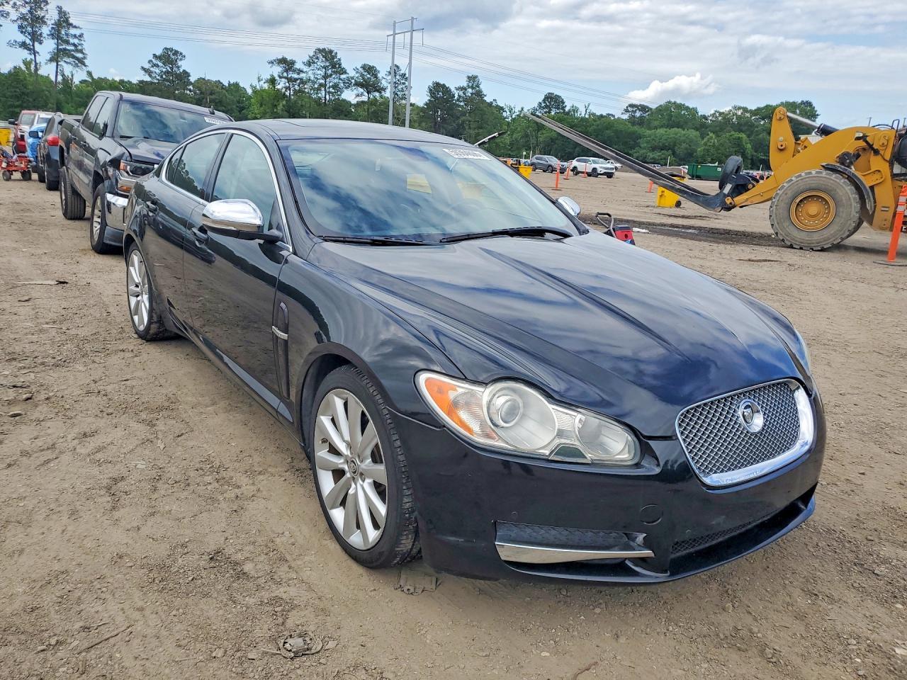 2011 Jaguar Xf Premium - Image 4