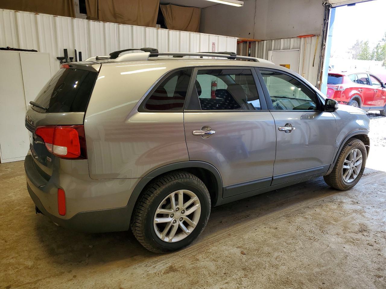 2014 Kia Sorento Lx - Фото 3
