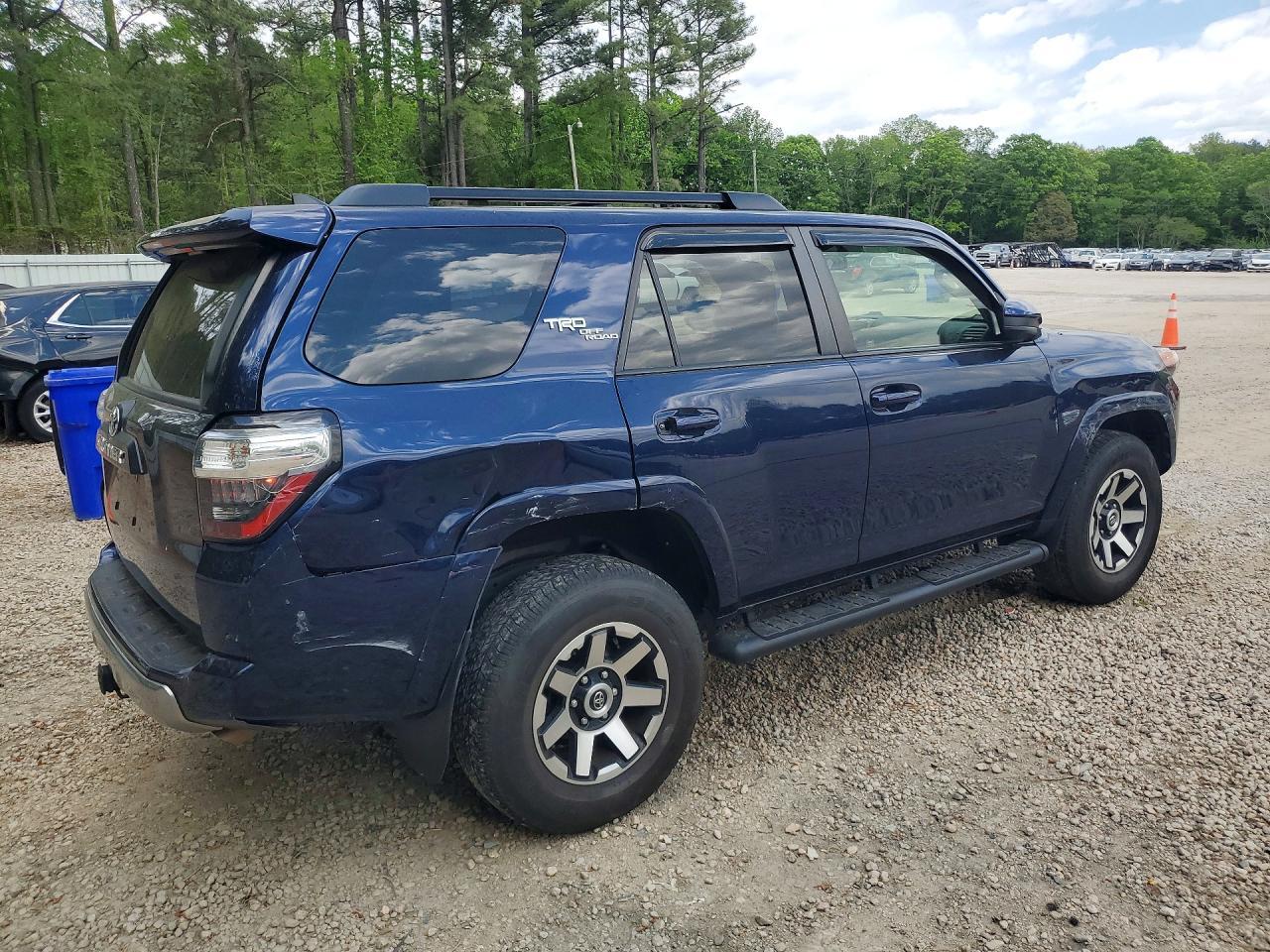 2019 Toyota 4Runner Trd Off-Road - Image 3