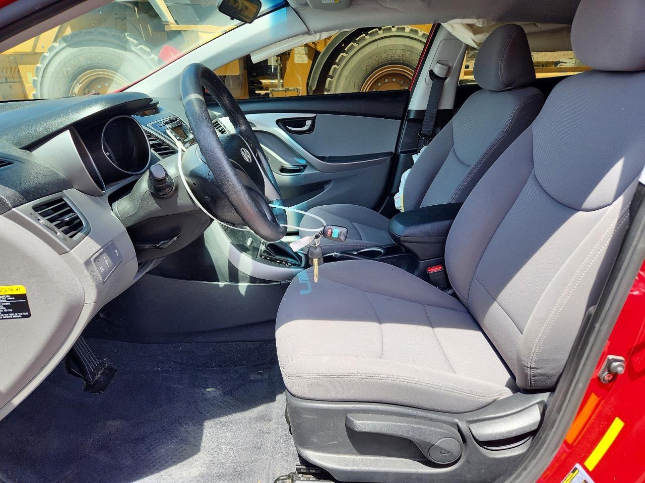 2014 Hyundai Elantra Se - Image 7